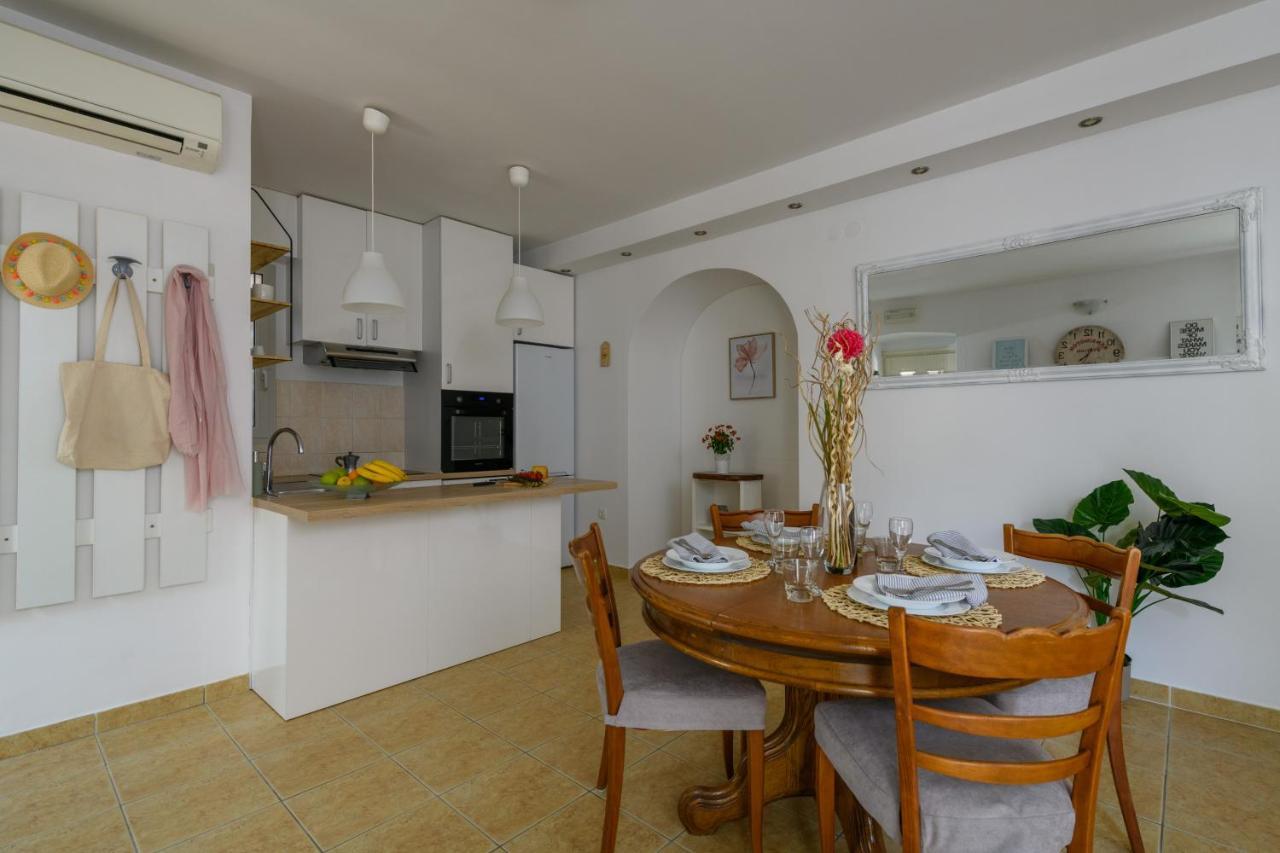 PUY Apartman Aleksandra מראה חיצוני תמונה